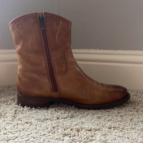 Vince Camuto Booties - Picture 6 of 11